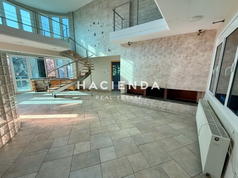property-img