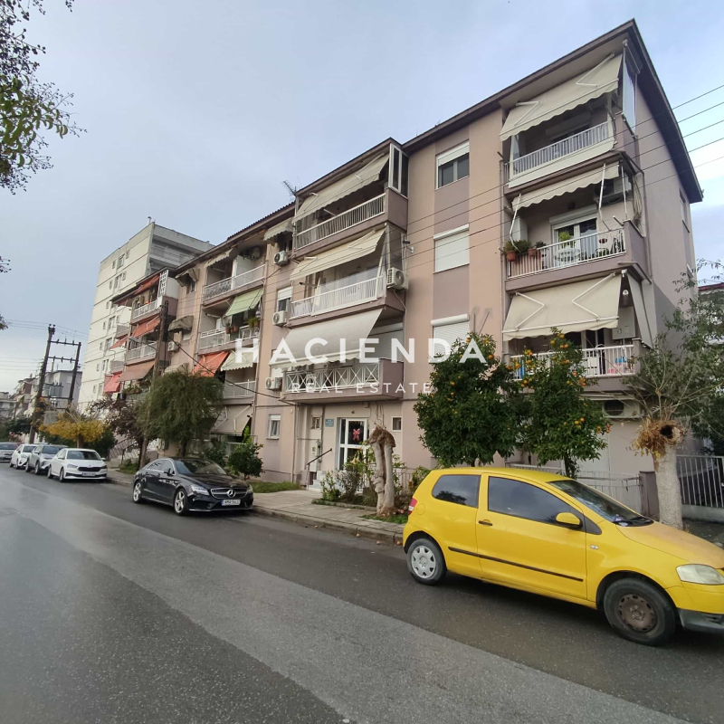 property-img